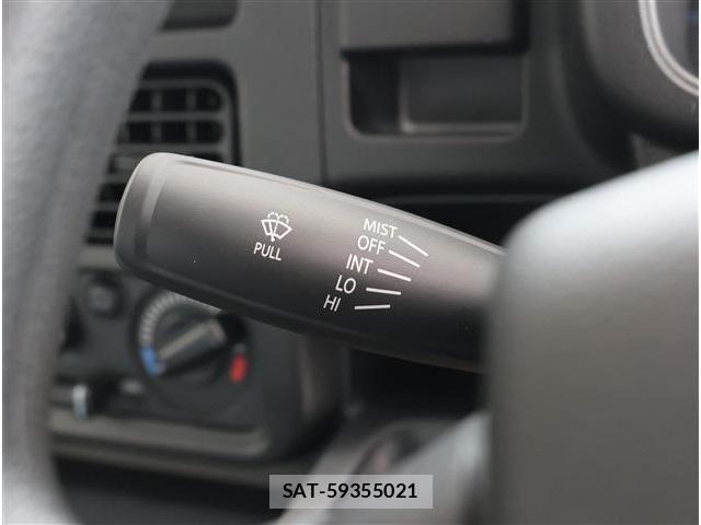 Nissan CLIPPER TRUCK 2026-03 7499919-21