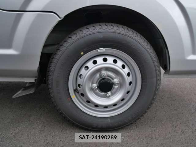 Nissan CLIPPER TRUCK 2026-04 8229271-10