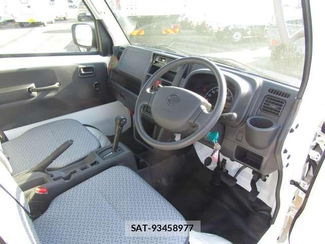 Nissan CLIPPER TRUCK 2026-03 8365160-10