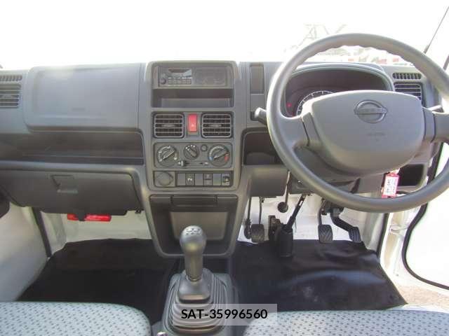 Nissan CLIPPER TRUCK 2026-03 8365163-11