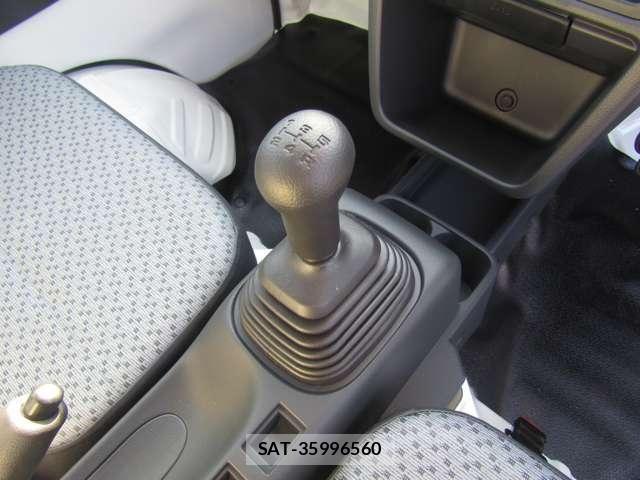 Nissan CLIPPER TRUCK 2026-03 8365163-14
