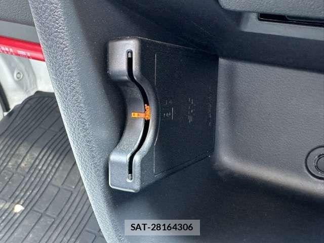 Nissan CLIPPER TRUCK 2025-04 8561445-18
