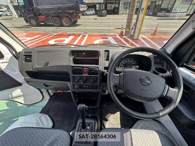 Nissan CLIPPER TRUCK 2025-04 8561445-5