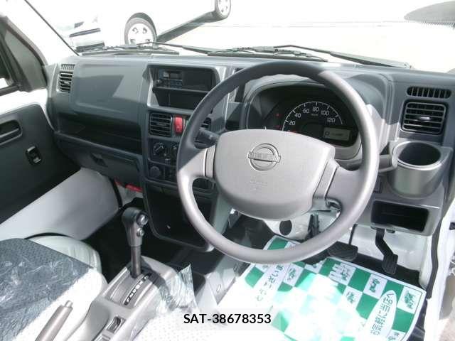 Nissan CLIPPER TRUCK 2026-03 8665953-5