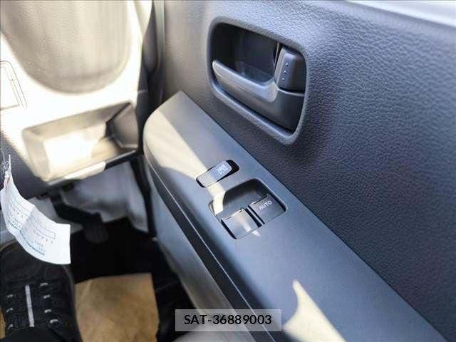 Nissan CLIPPER TRUCK 2025-09 1372109-11