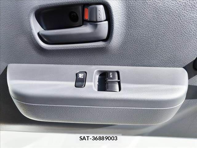 Nissan CLIPPER TRUCK 2025-09 1372109-13