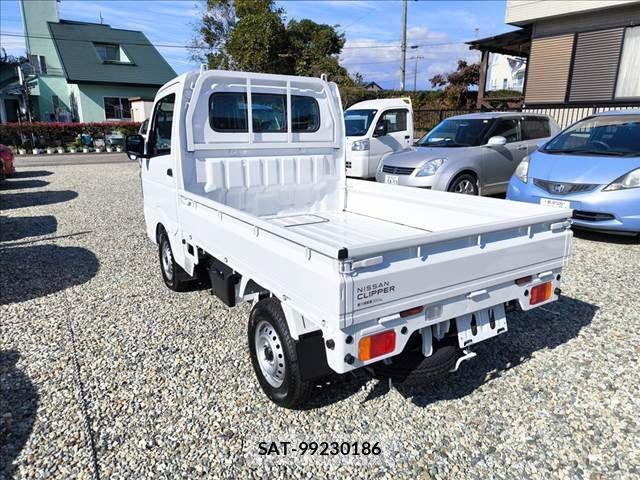 Nissan CLIPPER TRUCK 2025-09 1372108-7