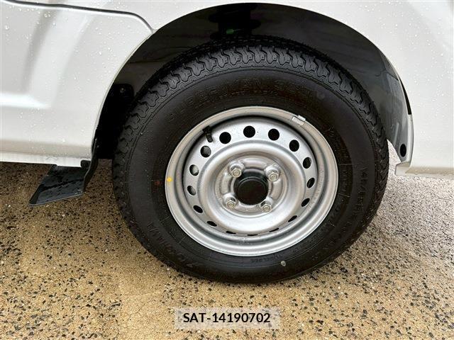 Nissan CLIPPER TRUCK 2024-12 1584979-10