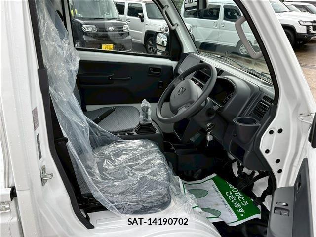 Nissan CLIPPER TRUCK 2024-12 1584979-11