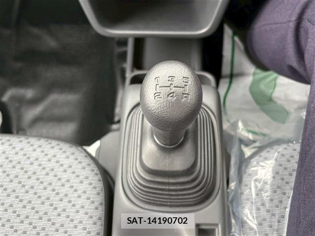 Nissan CLIPPER TRUCK 2024-12 1584979-20