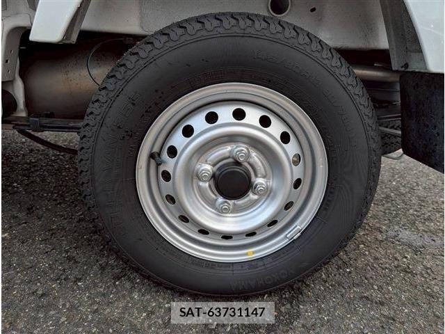 Nissan CLIPPER TRUCK 2024-11 1584977-13
