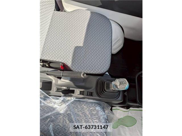 Nissan CLIPPER TRUCK 2024-11 1584977-23