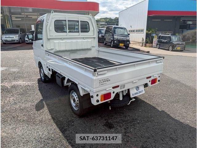 Nissan CLIPPER TRUCK 2024-11 1584977-6