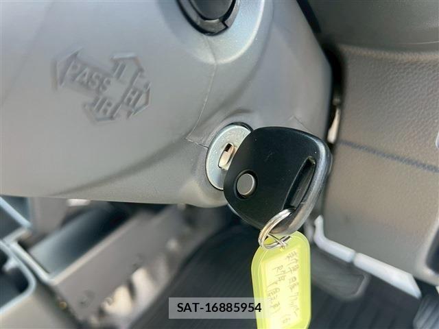 Nissan CLIPPER TRUCK 2025-09 2077685-14