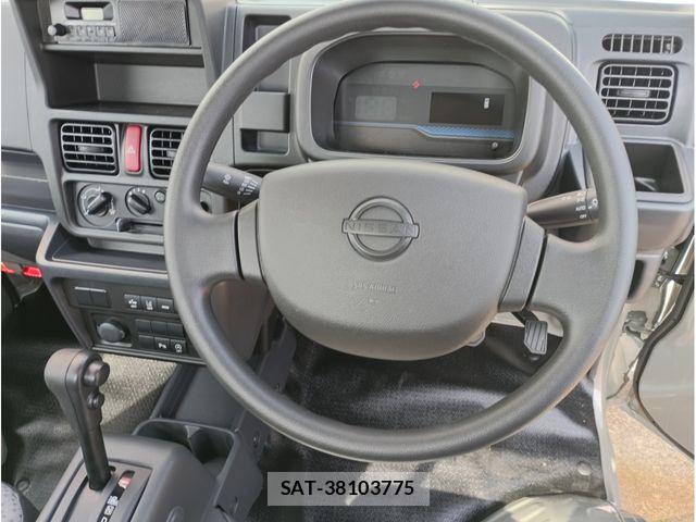 Nissan CLIPPER TRUCK 2026-03 5862375-2
