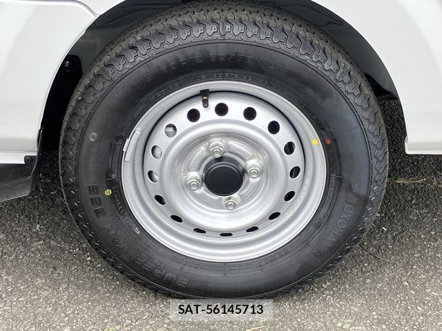 Nissan CLIPPER TRUCK 2026-03 6611076-9