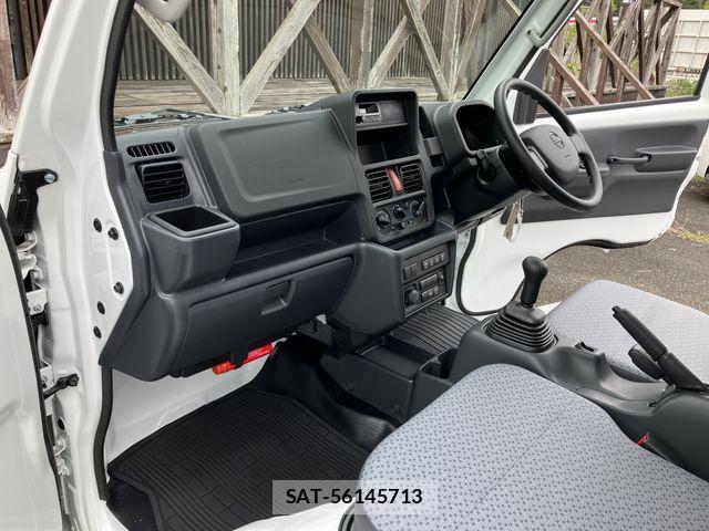 Nissan CLIPPER TRUCK 2026-03 6611076-27