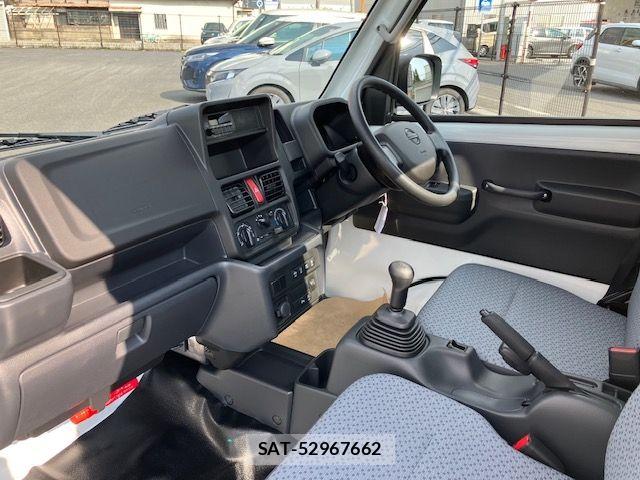 Nissan CLIPPER TRUCK 2026-03 6641356-11