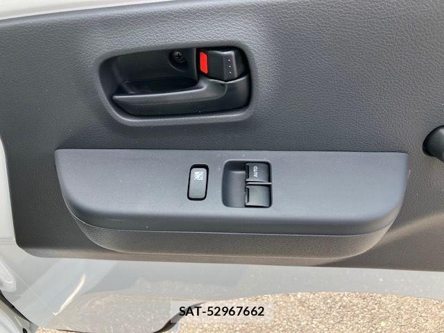 Nissan CLIPPER TRUCK 2026-03 6641356-8