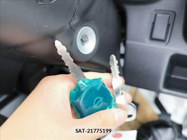 Nissan CLIPPER TRUCK 2026-03 6751061-12