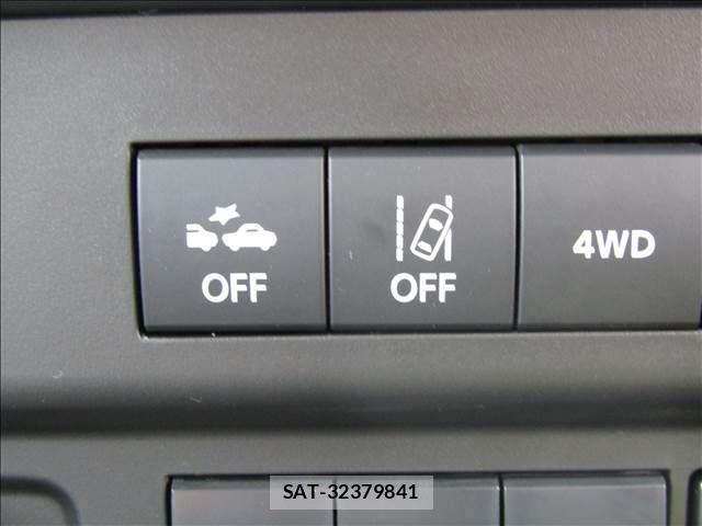 Nissan CLIPPER TRUCK 2026-03 6992353-2