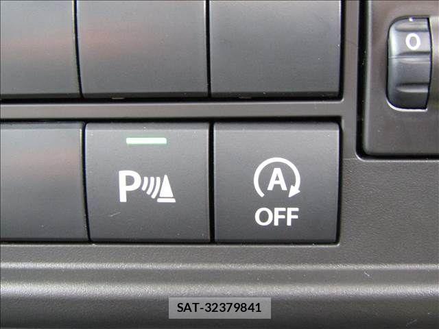 Nissan CLIPPER TRUCK 2026-03 6992353-4