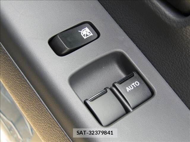 Nissan CLIPPER TRUCK 2026-03 6992353-5