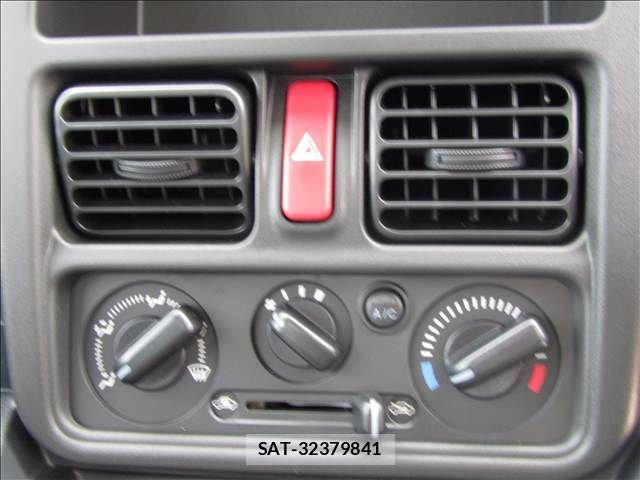 Nissan CLIPPER TRUCK 2026-03 6992353-7