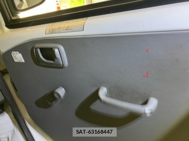 Nissan CLIPPER TRUCK 2004-06 7216171-17