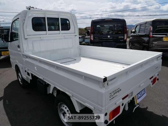 Nissan CLIPPER TRUCK 2026-02 7216175-4