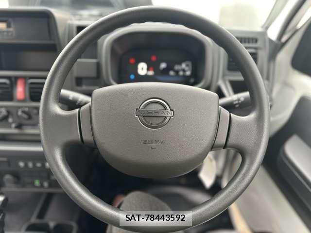 Nissan CLIPPER TRUCK 2026-03 7453498-11