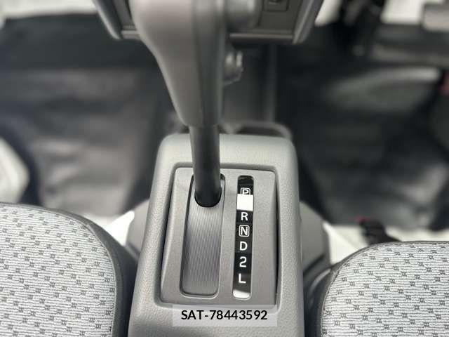 Nissan CLIPPER TRUCK 2026-03 7453498-16