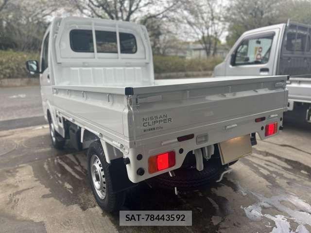Nissan CLIPPER TRUCK 2026-03 7453498-8
