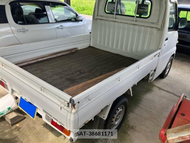 Nissan CLIPPER TRUCK 2009-03 8206883-2