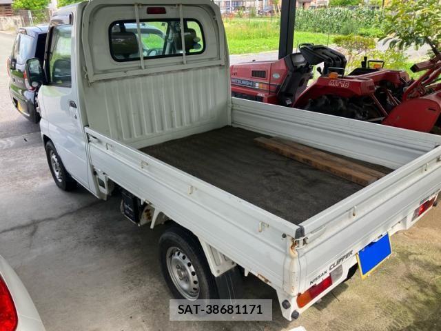 Nissan CLIPPER TRUCK 2009-03 8206883-3