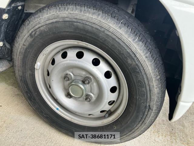 Nissan CLIPPER TRUCK 2009-03 8206883-4
