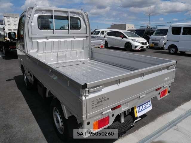 Nissan CLIPPER TRUCK 2026-02 8335244-6