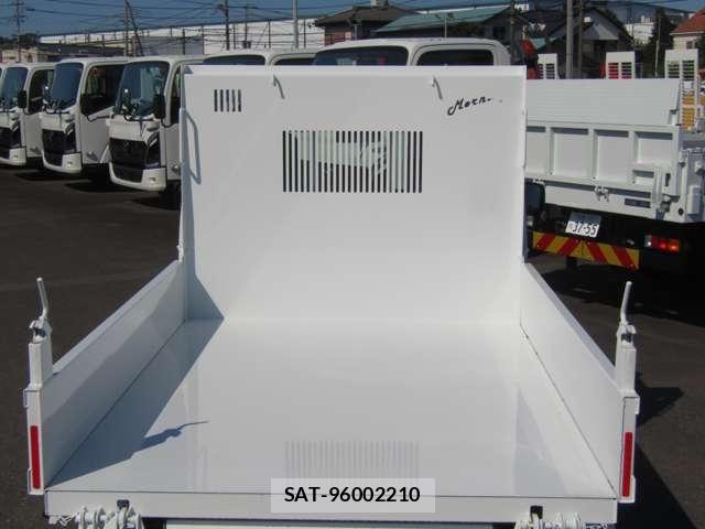 Nissan CLIPPER TRUCK 2026-03 8365165-8