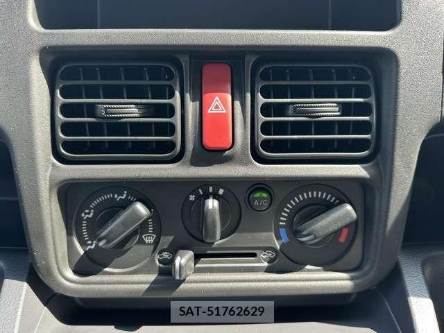 Nissan CLIPPER TRUCK 2026-03 8561450-15