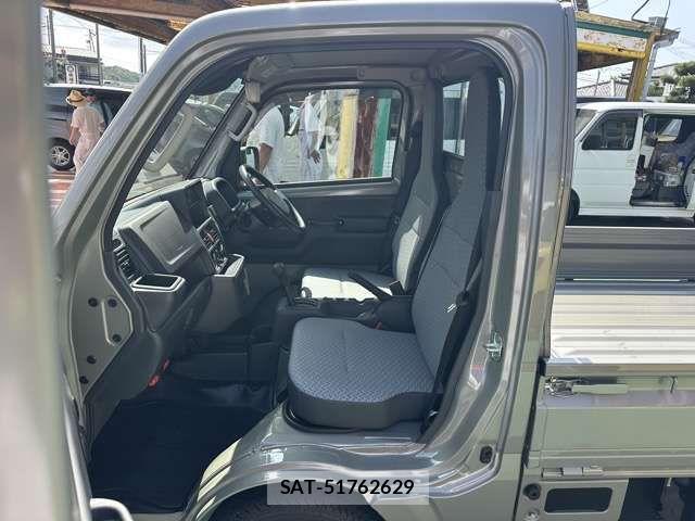 Nissan CLIPPER TRUCK 2026-03 8561450-4