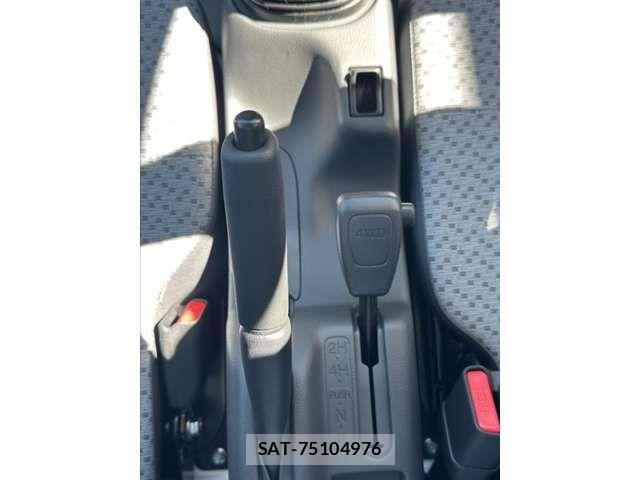Nissan CLIPPER TRUCK 2026-06 8561449-16