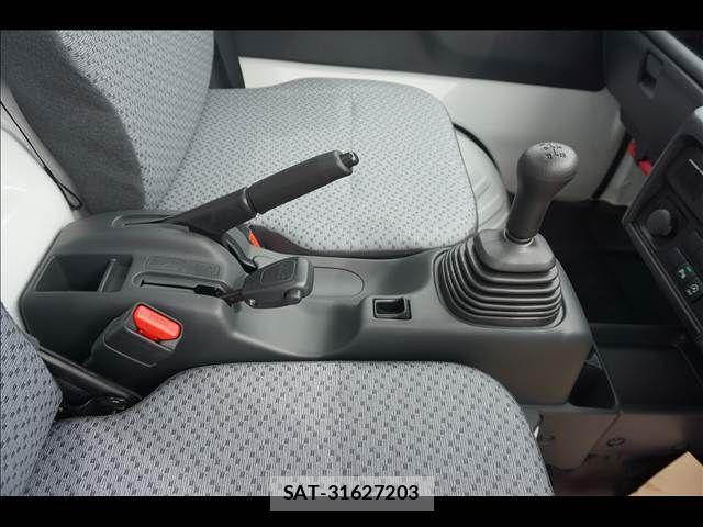 Nissan CLIPPER TRUCK 2026-08 8658438-14