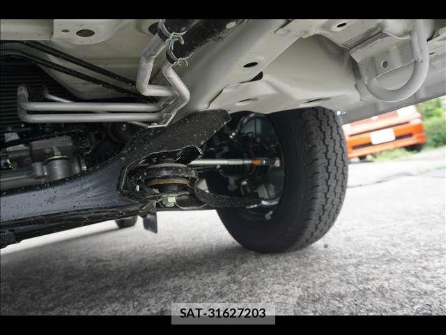Nissan CLIPPER TRUCK 2026-08 8658438-18