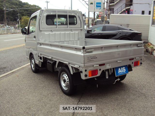 Nissan CLIPPER TRUCK 2026-08 8779757-6