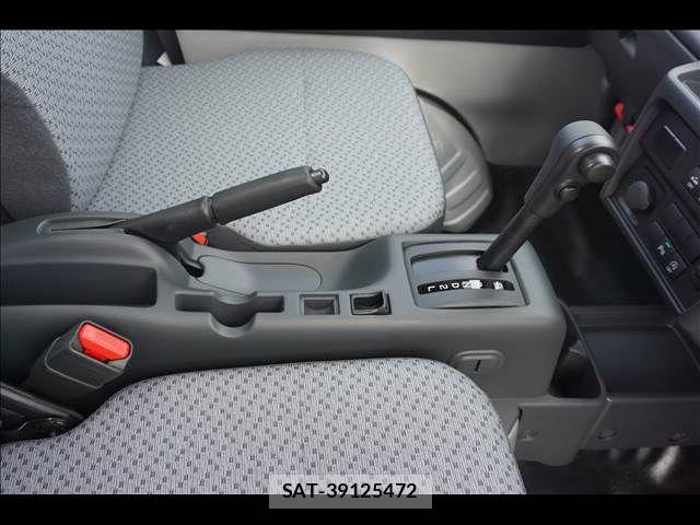Nissan CLIPPER TRUCK 2026-09 8879121-10