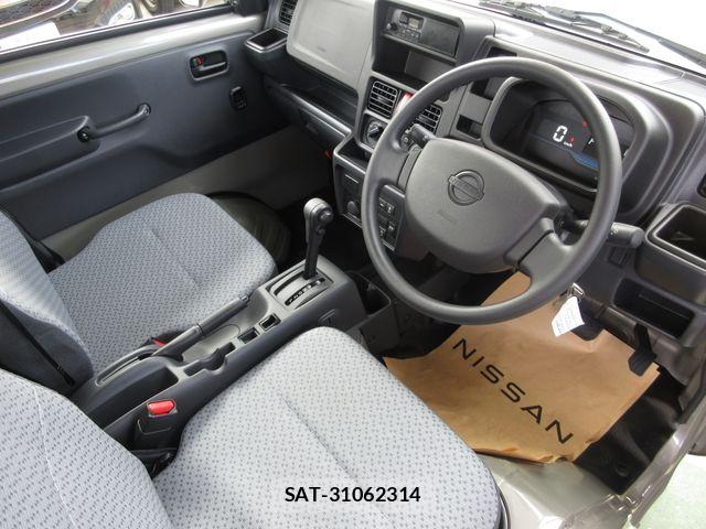 Nissan CLIPPER TRUCK 2026-09 8879122-1