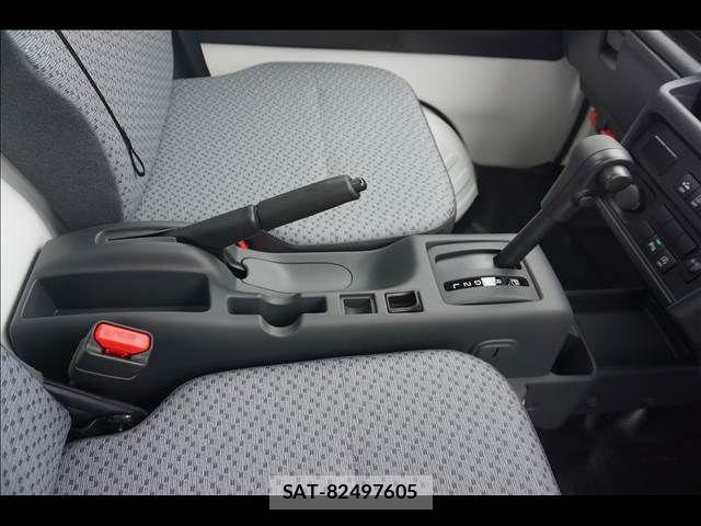 Nissan CLIPPER TRUCK 2026-09 8879120-12