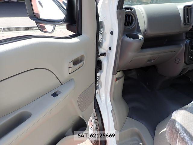 Nissan CLIPPER VAN 2026-02 4589066-12