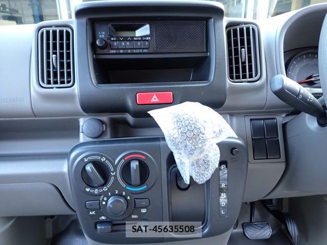 Nissan CLIPPER VAN 2026-02 4589055-6