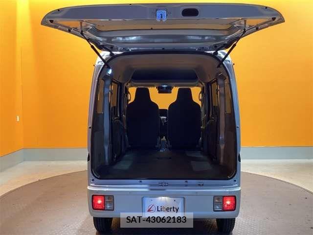 Nissan CLIPPER VAN 2025-12 6903323-9